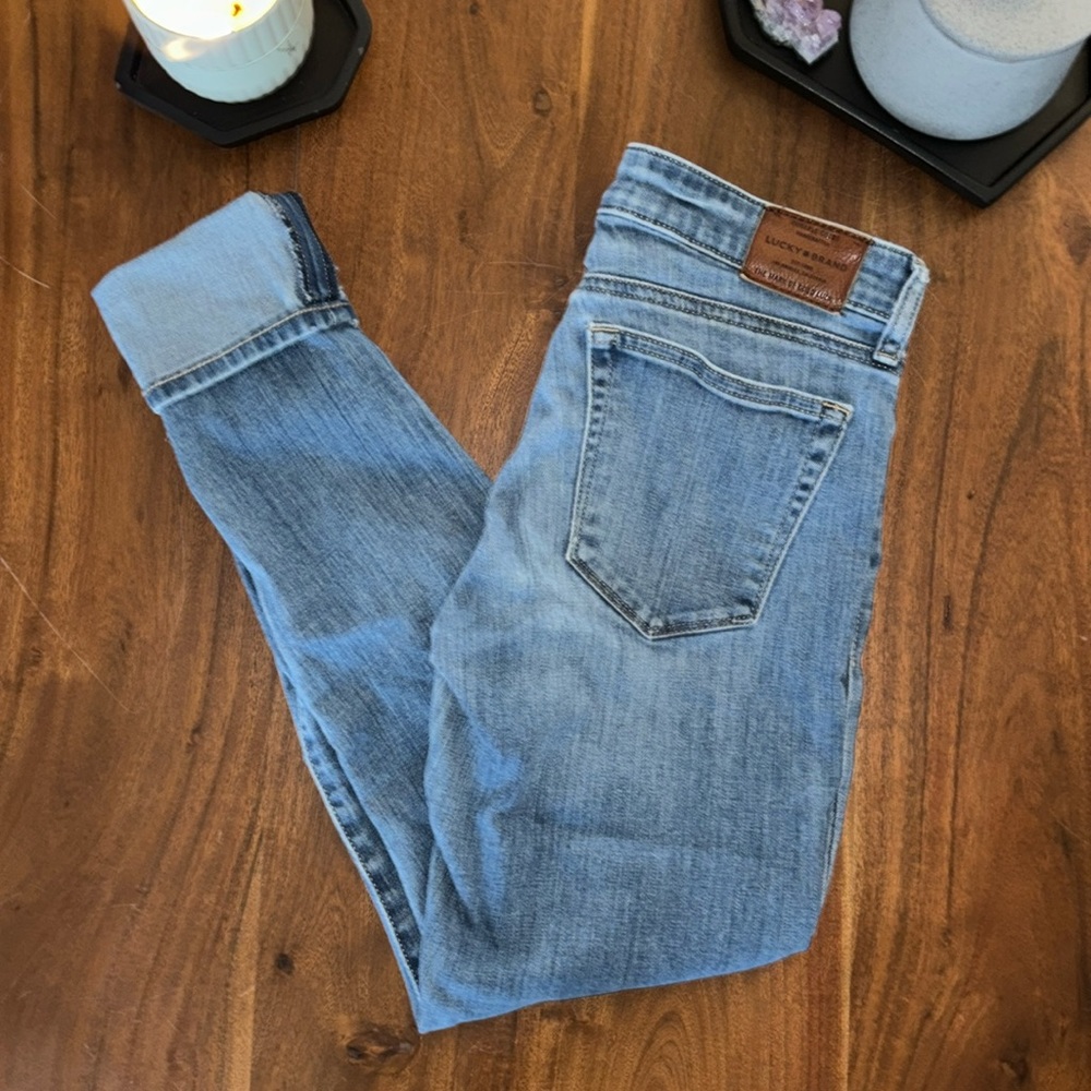 NWOT Lucky Brand Stella Skinny Jeans